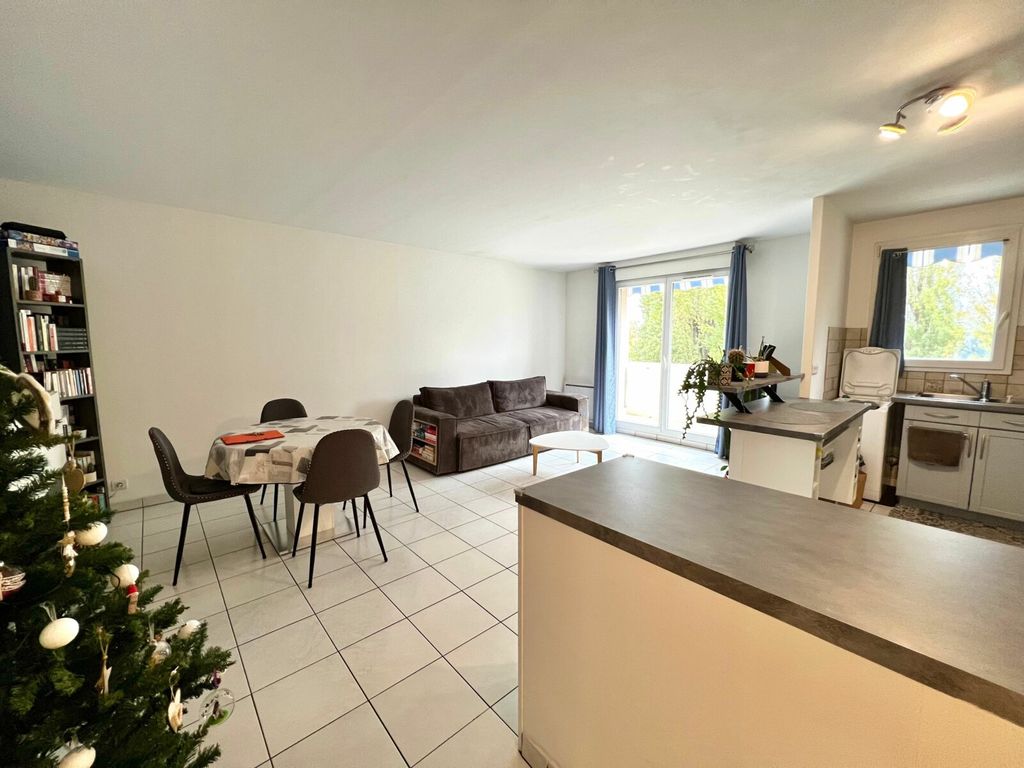 Achat appartement à vendre 4 pièces 81 m² - Neuilly-sur-Marne