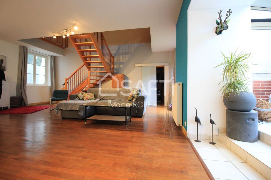 Achat maison à vendre 4 chambres 278 m² - Beaulieu-sur-Layon