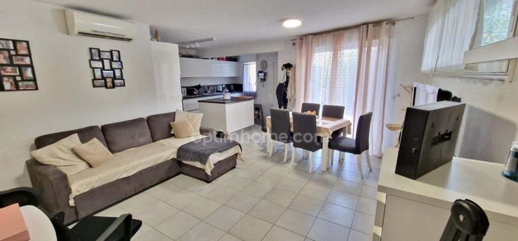 Achat appartement à vendre 4 pièces 79 m² - Istres