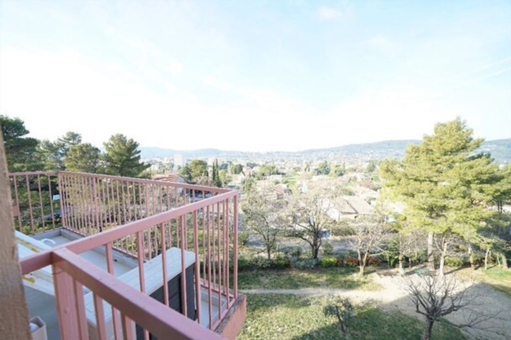 Achat appartement à vendre 3 pièces 55 m² - Draguignan