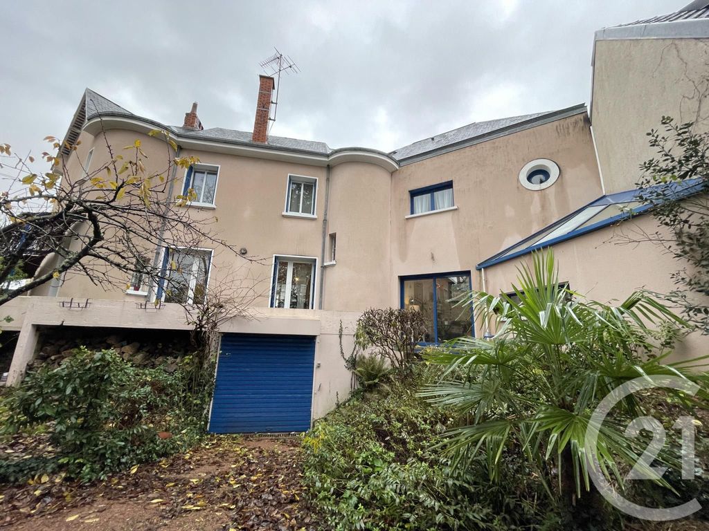 Achat maison à vendre 4 chambres 170 m² - Châteauroux