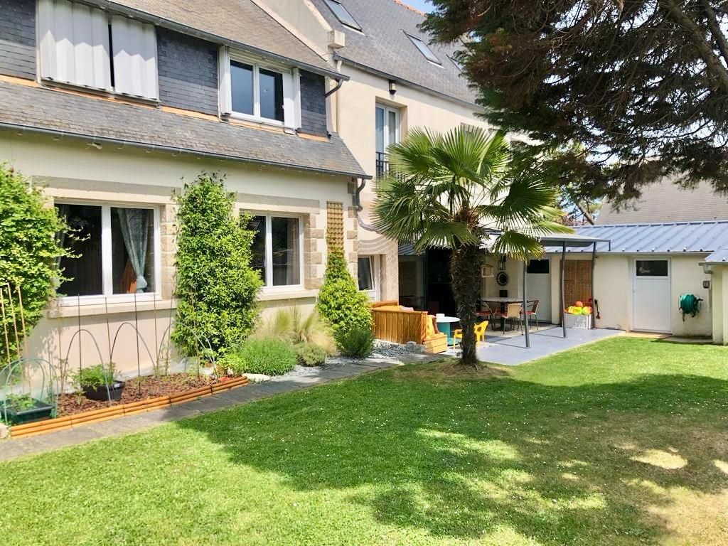 Achat maison à vendre 5 chambres 205 m² - Saint-Malo