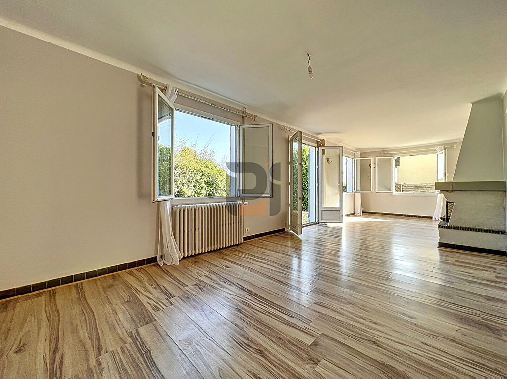 Achat maison à vendre 5 chambres 122 m² - Bain-de-Bretagne