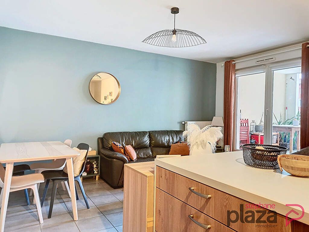 Achat appartement à vendre 3 pièces 63 m² - Craponne