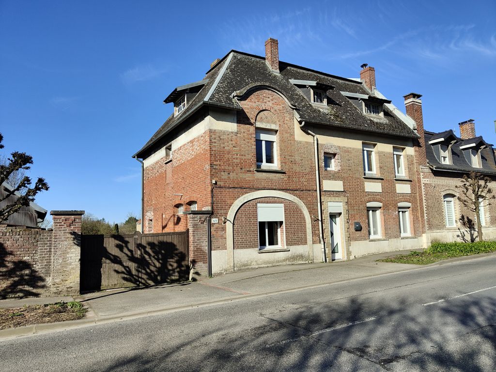 Achat maison à vendre 5 chambres 157 m² - Épehy