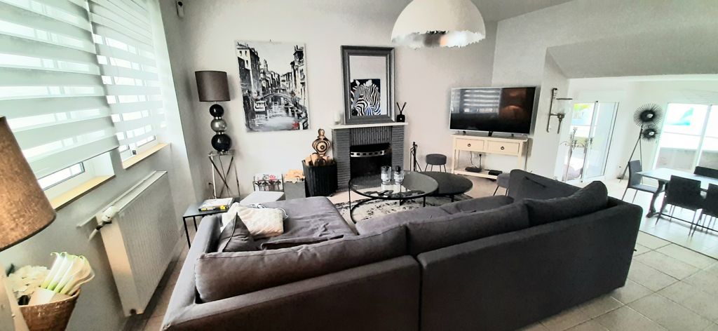 Achat maison à vendre 5 chambres 164 m² - Nantes