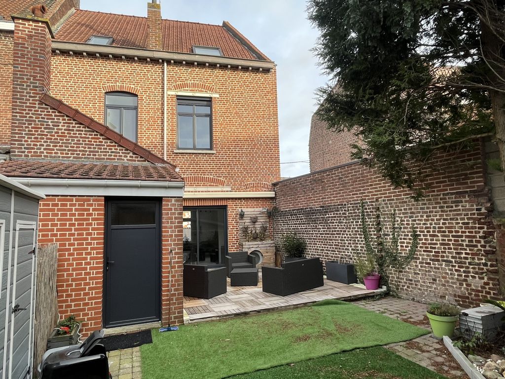 Achat maison à vendre 6 chambres 152 m² - Bailleul