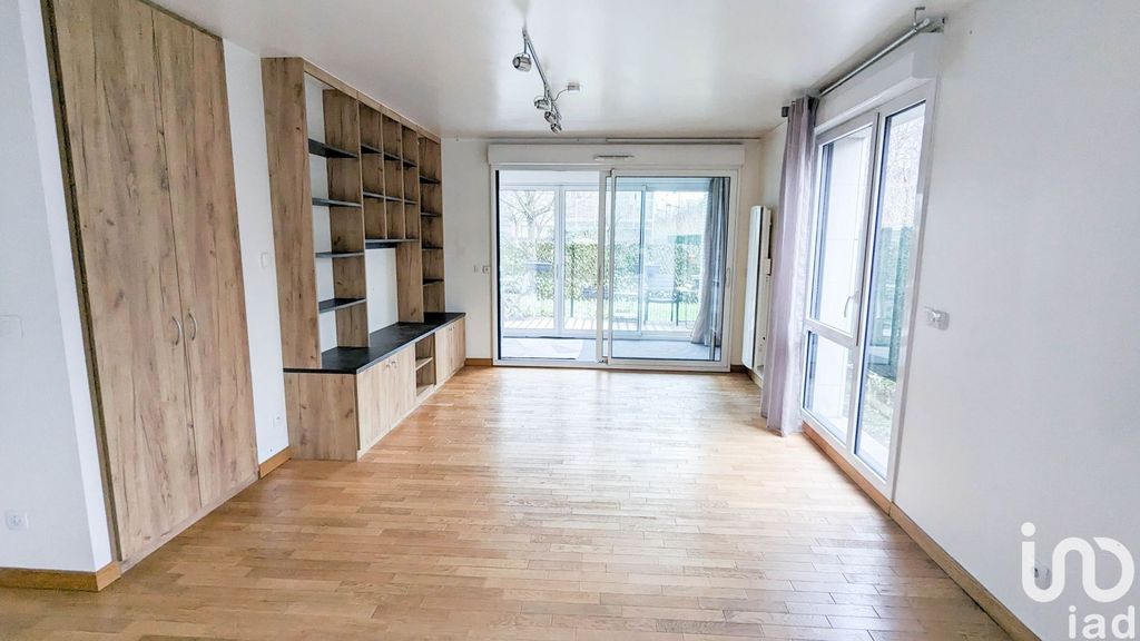 Achat appartement à vendre 2 pièces 45 m² - Montévrain