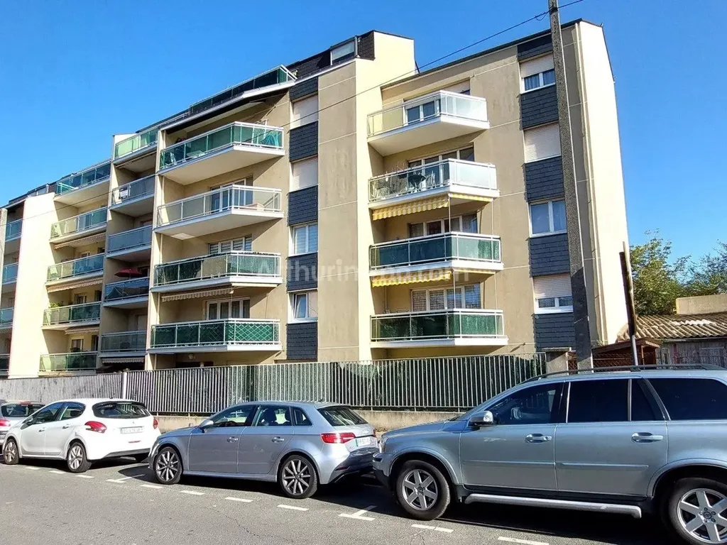 Achat appartement à vendre 2 pièces 49 m² - Livry-Gargan