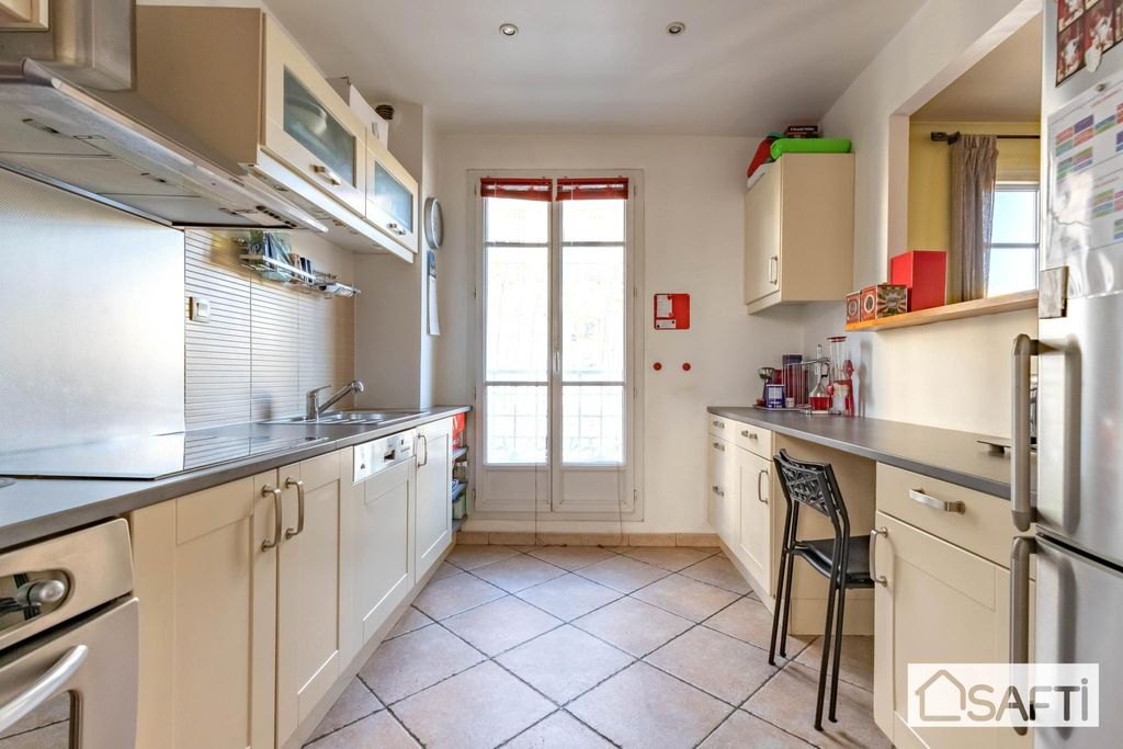 Achat appartement 4 pièce(s) Courbevoie