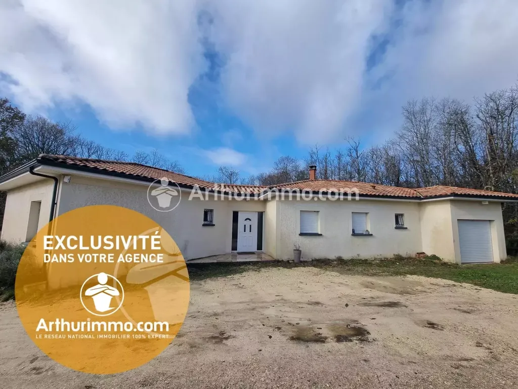 Achat maison à vendre 4 chambres 141 m² - Saint-Astier