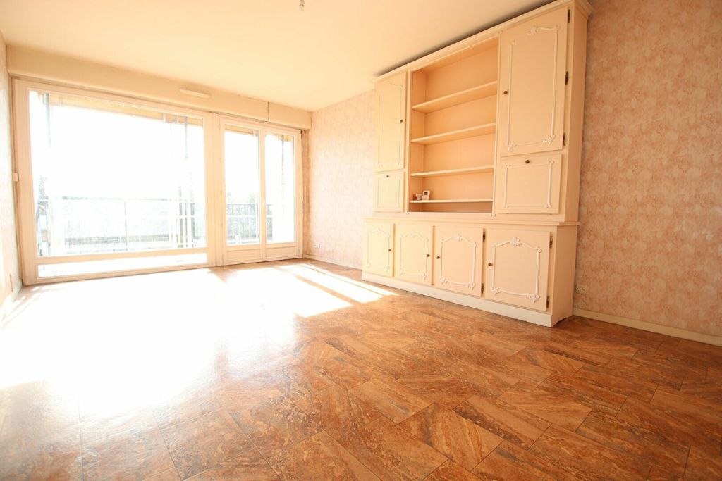 Achat appartement à vendre 3 pièces 75 m² - Royan