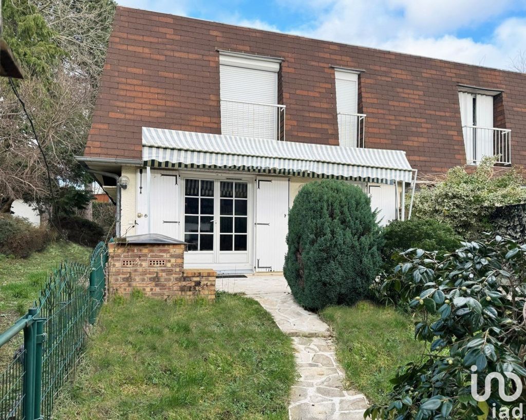 Achat maison à vendre 3 chambres 100 m² - La Queue-en-Brie