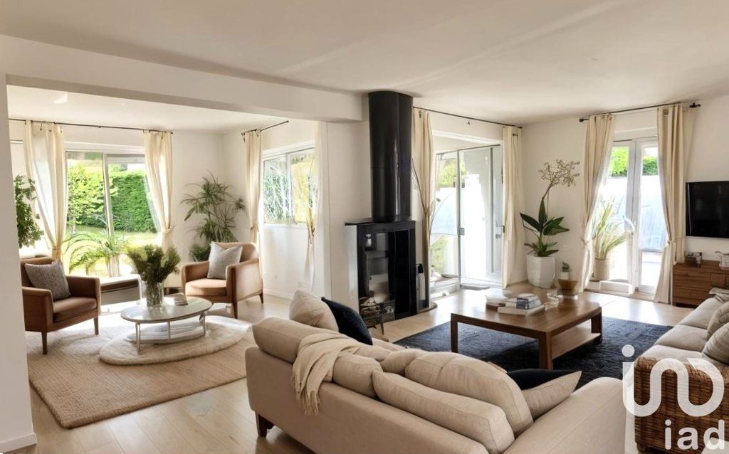 Achat maison à vendre 5 chambres 190 m² - Saint-Philbert-de-Grand-Lieu