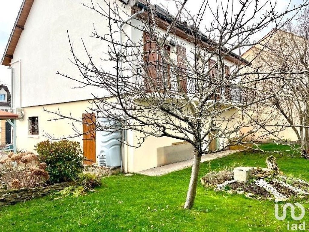 Achat maison à vendre 3 chambres 122 m² - Ozoir-la-Ferrière