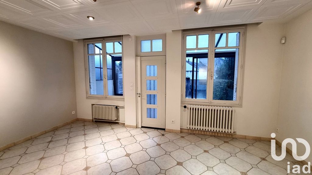 Achat maison à vendre 3 chambres 80 m² - Saint-Cyr-sur-Loire