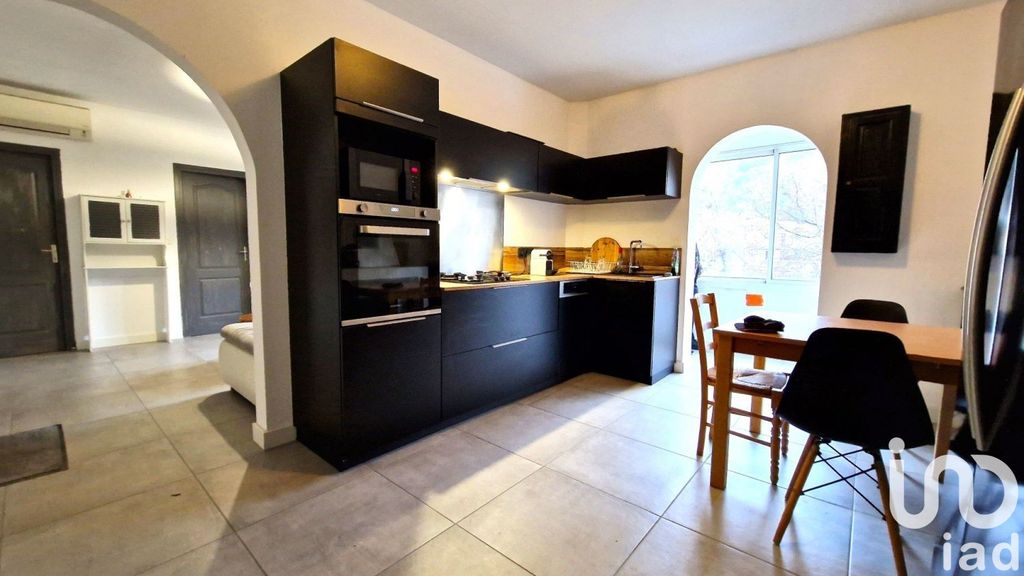 Achat maison à vendre 2 chambres 63 m² - Cauro