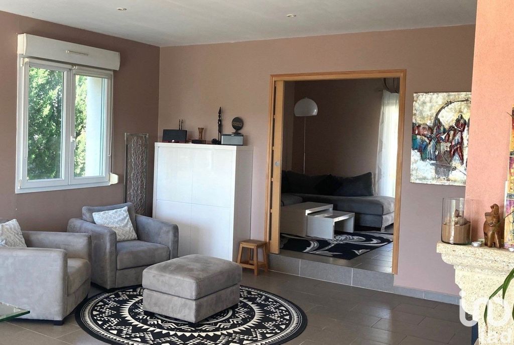 Achat maison à vendre 4 chambres 230 m² - Messein