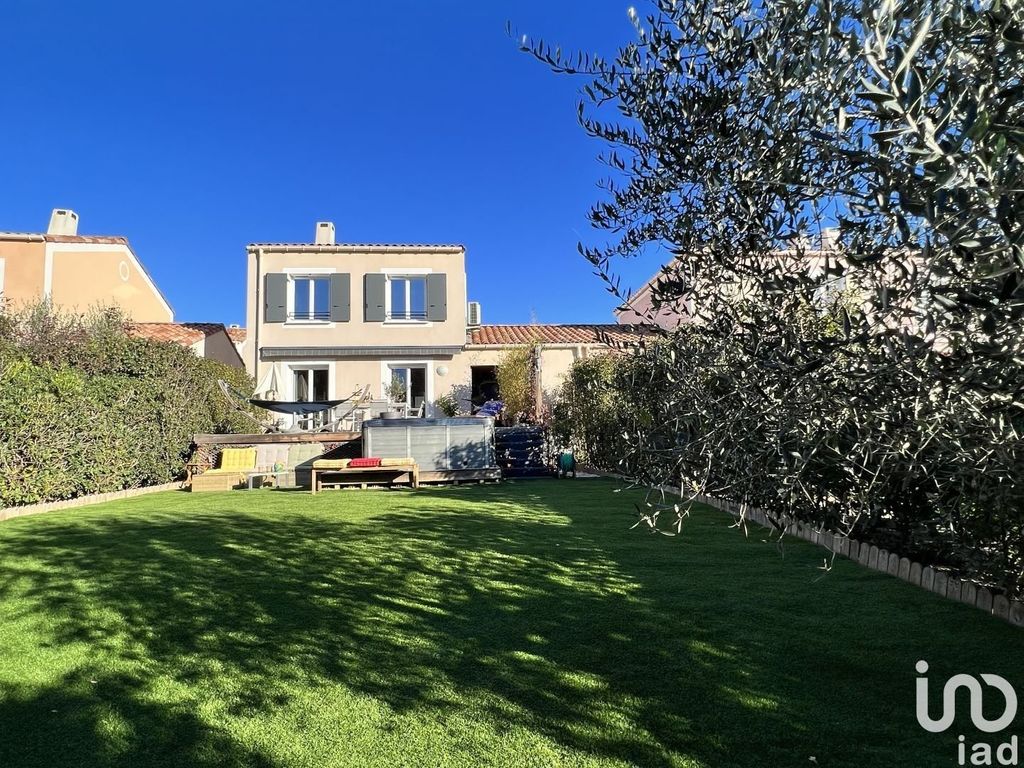 Achat maison à vendre 3 chambres 83 m² - Châteauneuf-Grasse