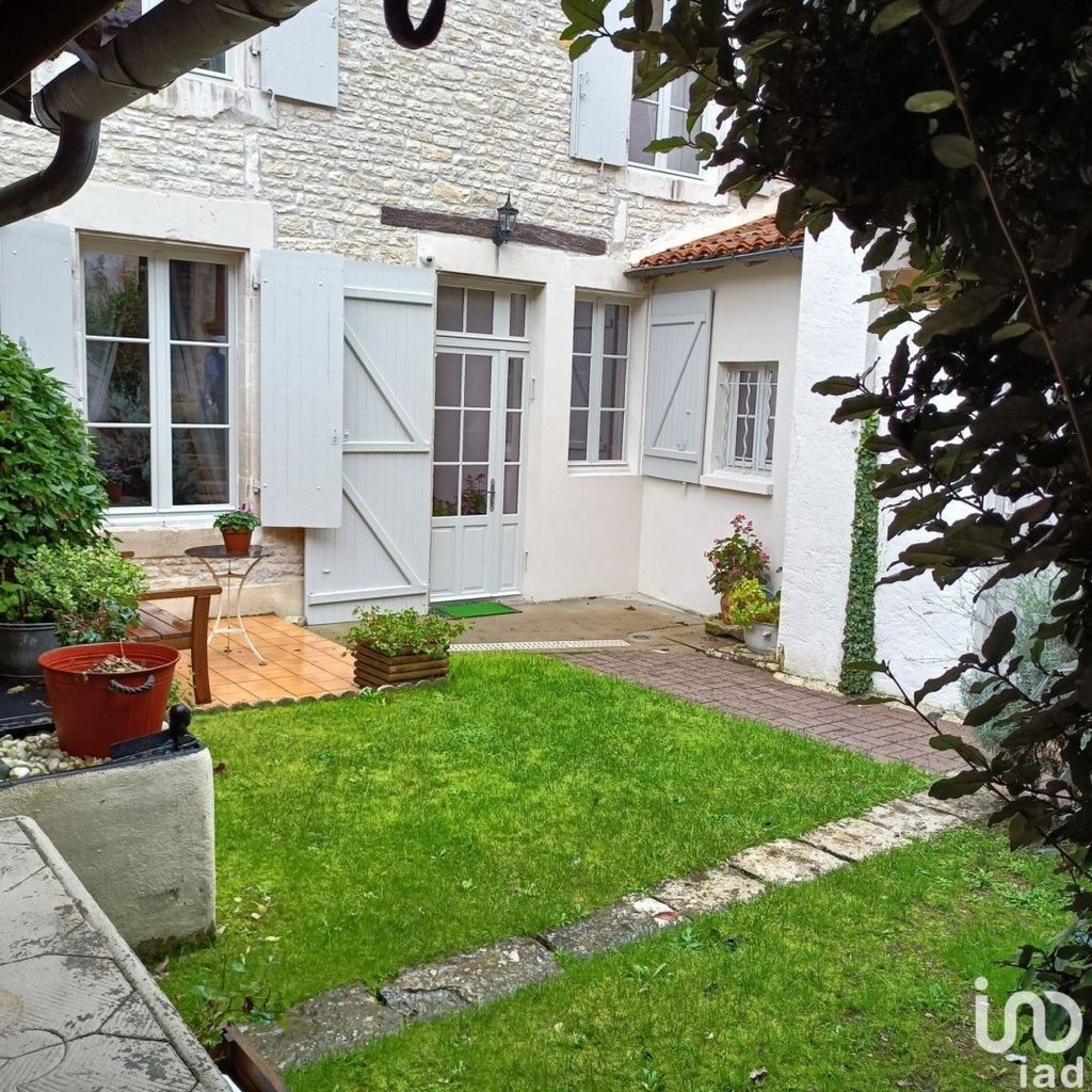 Achat maison à vendre 3 chambres 178 m² - Verteuil-sur-Charente