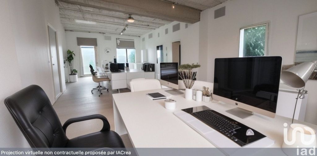 Achat studio à vendre 75 m² - Saint-Antoine-du-Rocher