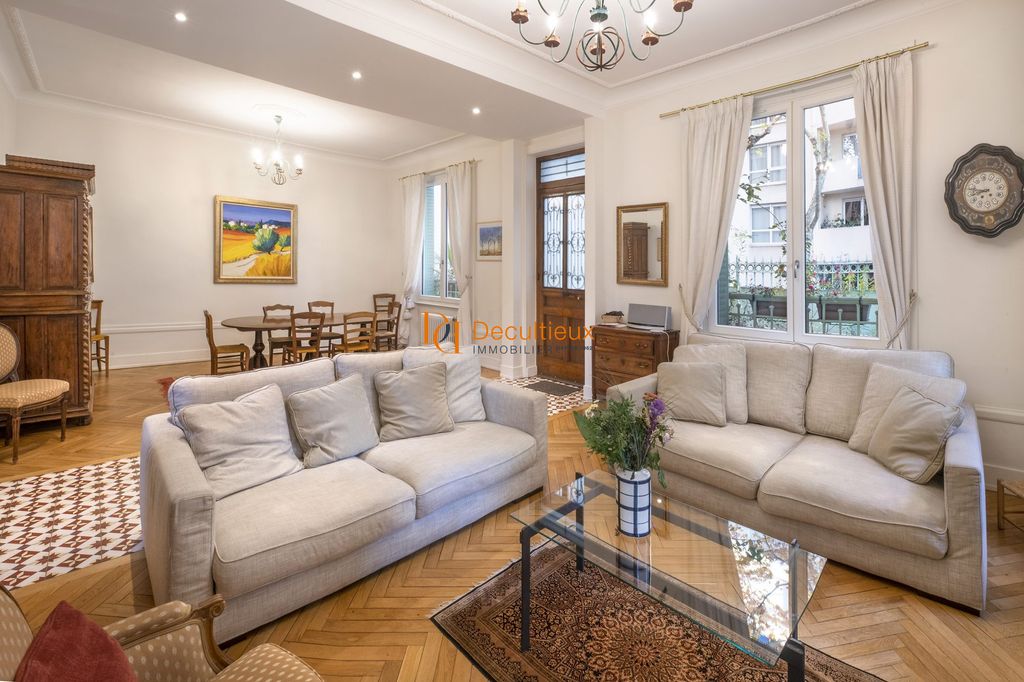 Achat maison à vendre 7 chambres 185 m² - Lyon 3ème arrondissement