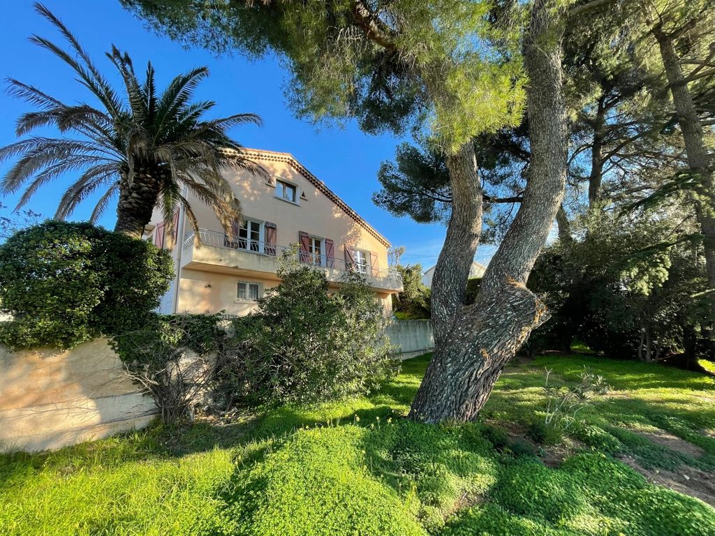 Achat maison à vendre 3 chambres 100 m² - La Seyne-sur-Mer