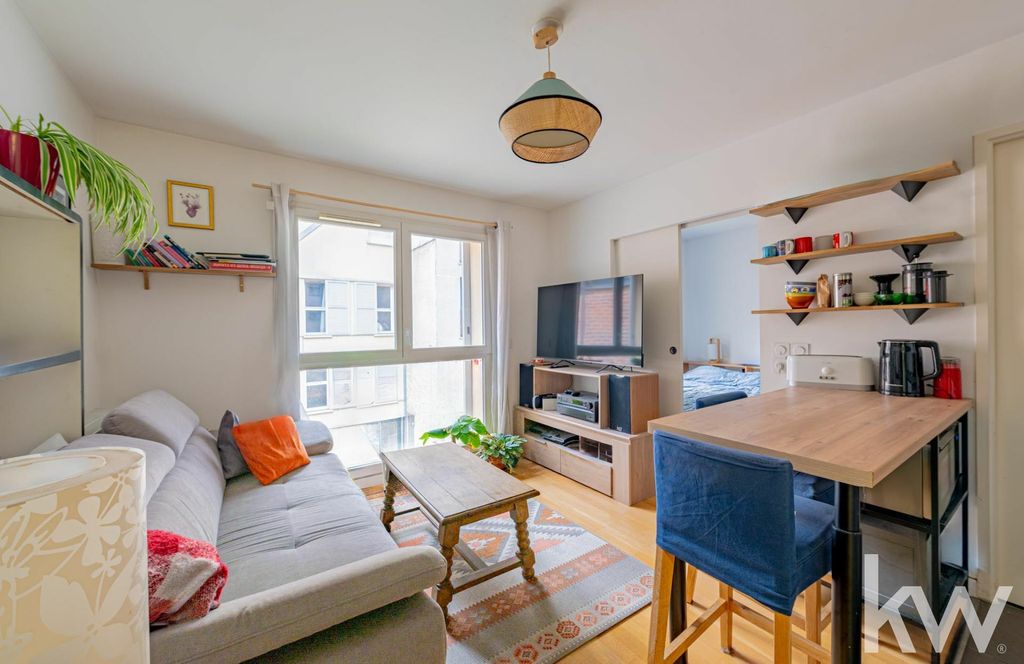 Achat appartement à vendre 2 pièces 27 m² - Paris 20ème arrondissement