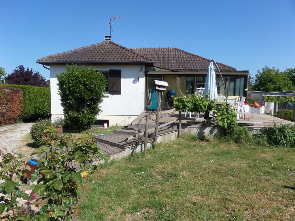 Achat maison à vendre 3 chambres 117 m² - Treuzy-Levelay