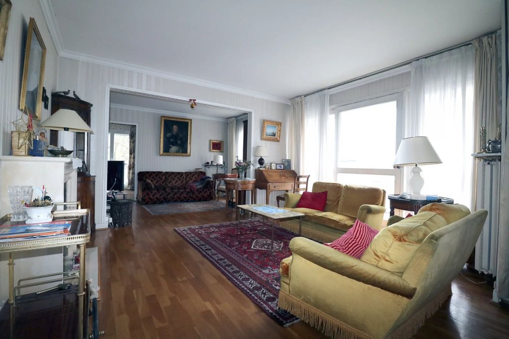 Achat appartement à vendre 7 pièces 130 m² - Bailly