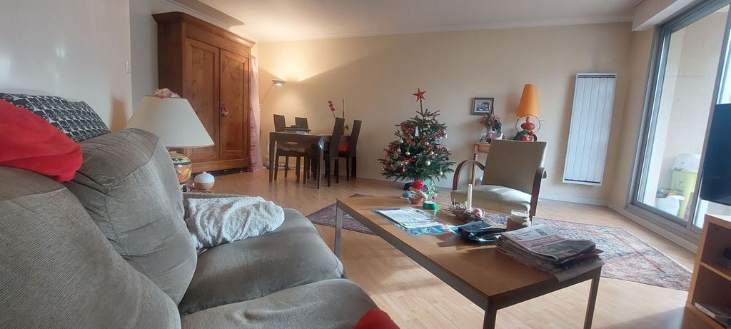Achat appartement à vendre 3 pièces 69 m² - Clermont-Ferrand