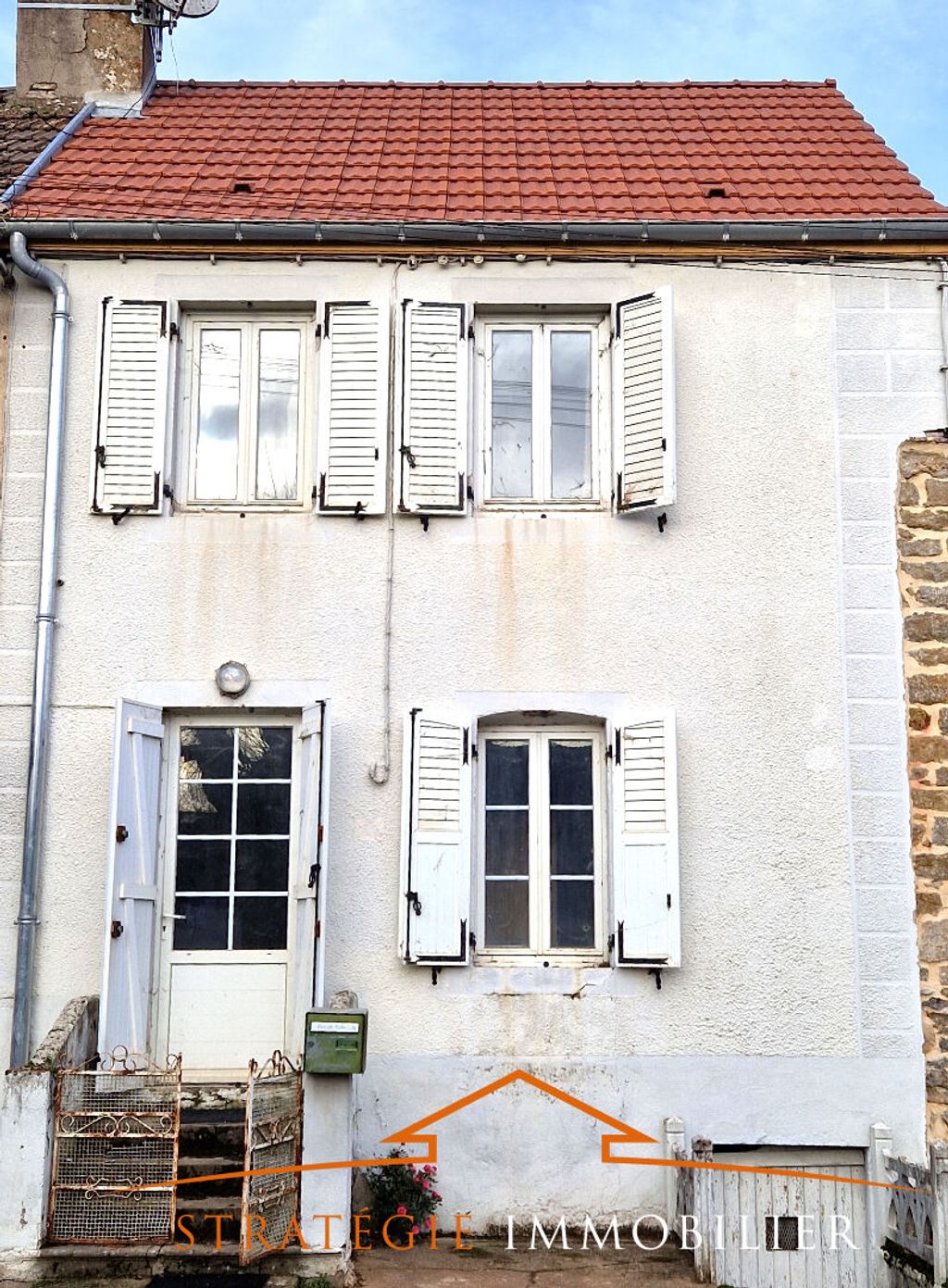 Achat maison à vendre 1 chambre 52 m² - Saint-Léger-sur-Dheune