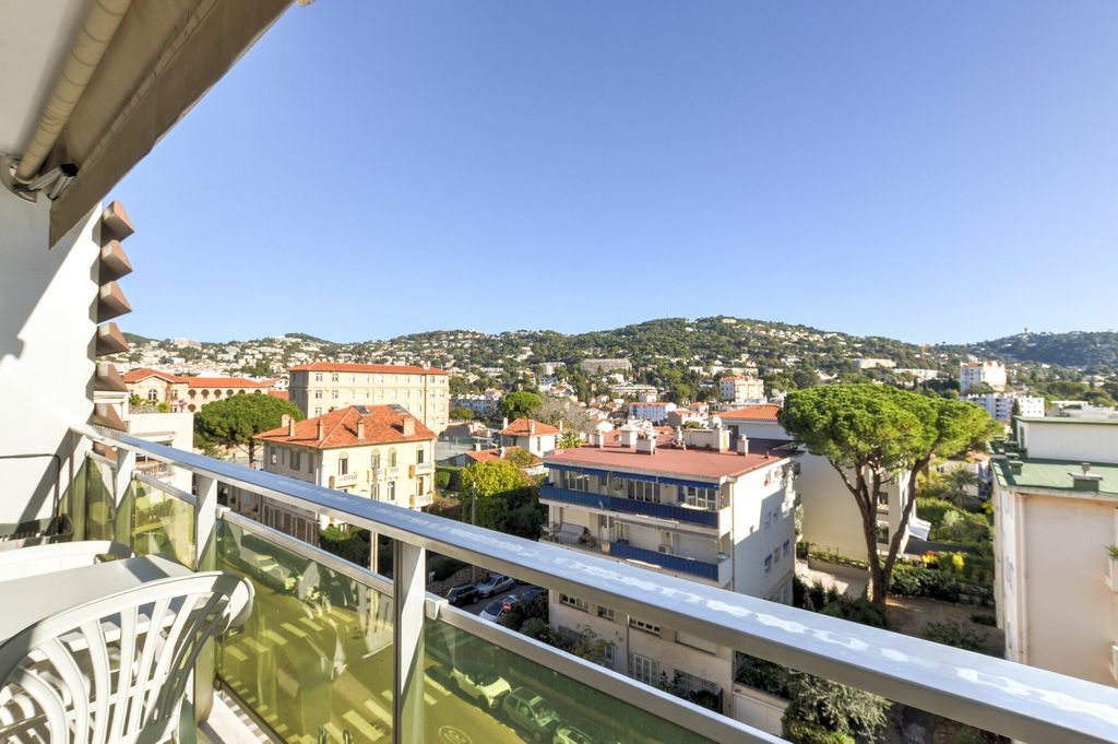 Achat appartement à vendre 3 pièces 78 m² - Cannes