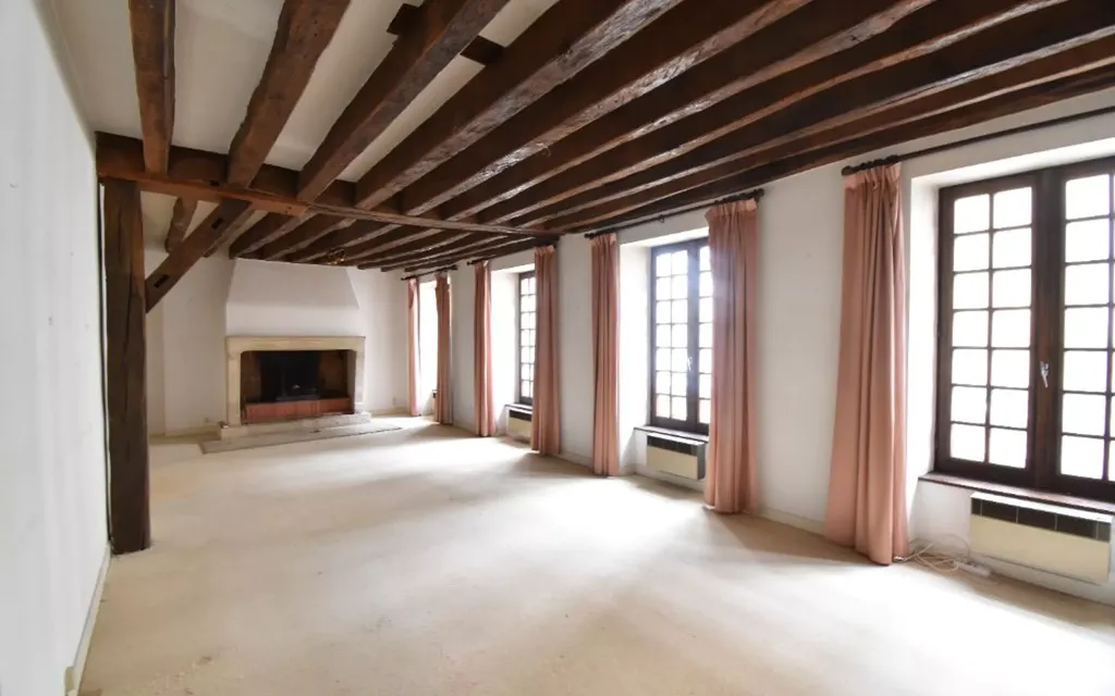 Achat appartement à vendre 5 pièces 137 m² - Cosne-Cours-sur-Loire