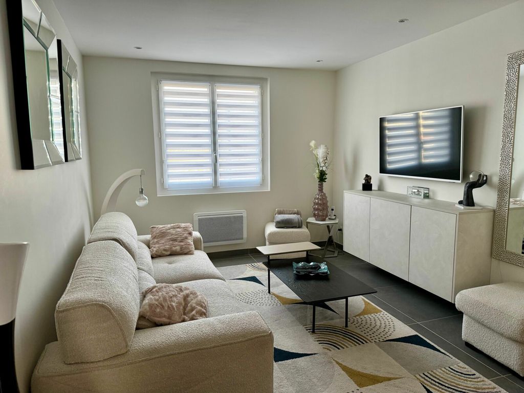 Achat appartement à vendre 3 pièces 54 m² - Toulon