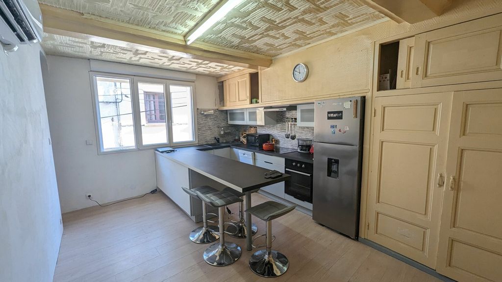 Achat maison à vendre 2 chambres 67 m² - Elne