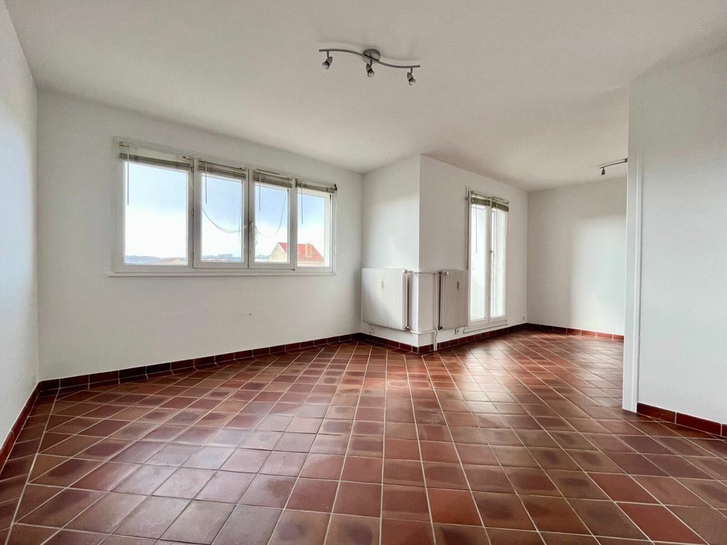 Achat appartement à vendre 3 pièces 73 m² - Saint-Max