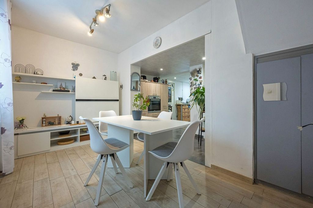 Achat maison à vendre 2 chambres 86 m² - Wattrelos