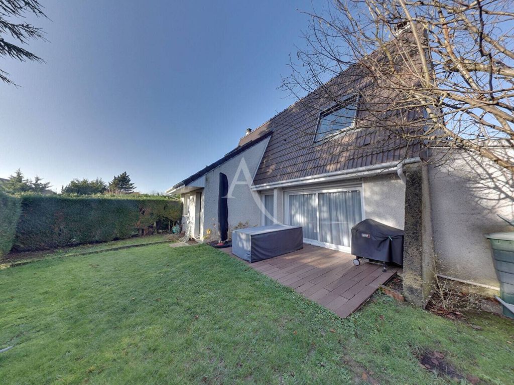 Achat maison à vendre 3 chambres 125 m² - Roissy-en-Brie