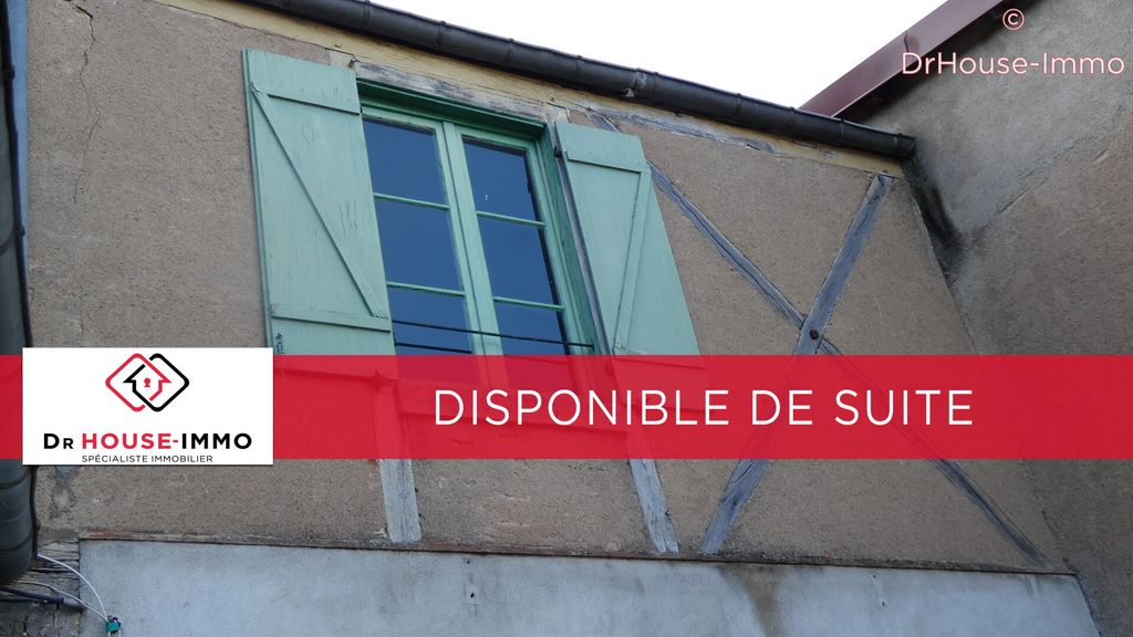 Achat maison à vendre 4 chambres 150 m² - Ainay-le-Château