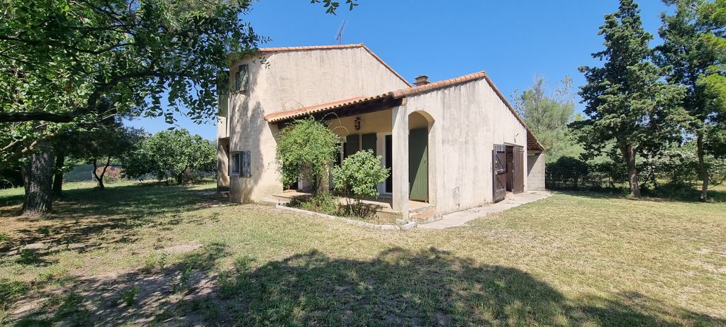 Achat maison à vendre 3 chambres 115 m² - Arles