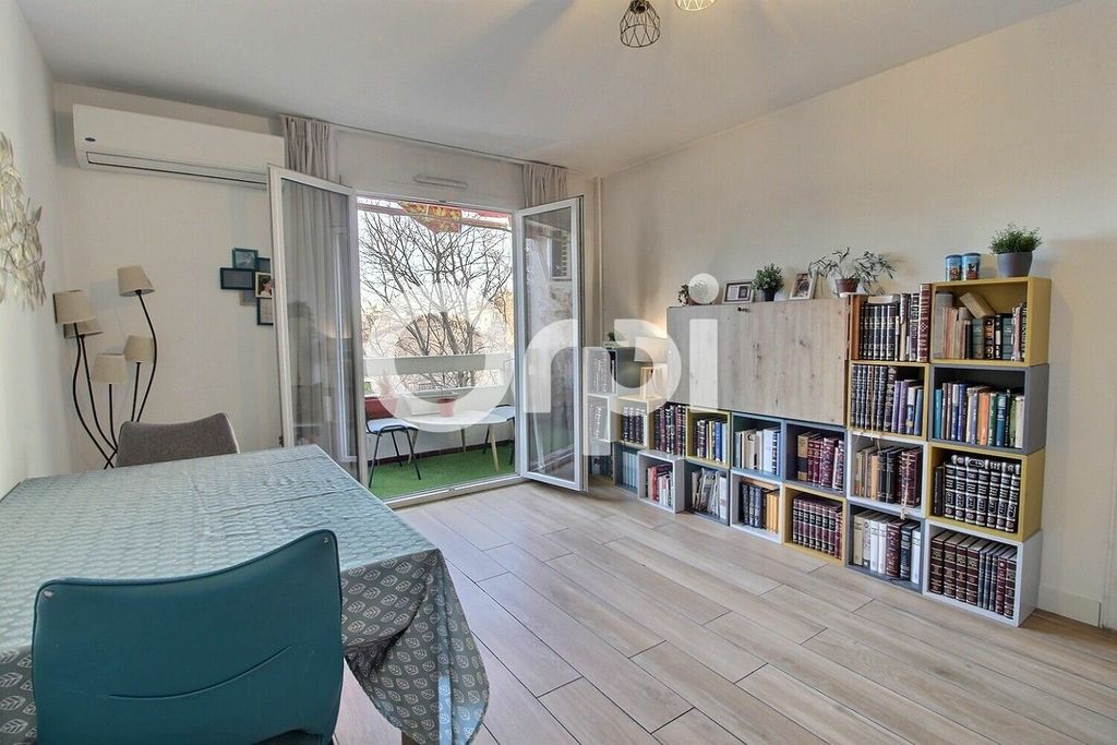 Achat appartement à vendre 3 pièces 70 m² - Marseille 10ème arrondissement