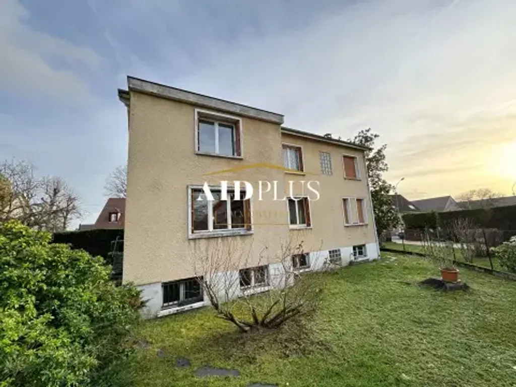 Achat maison à vendre 5 chambres 152 m² - Saint-Leu-la-Forêt