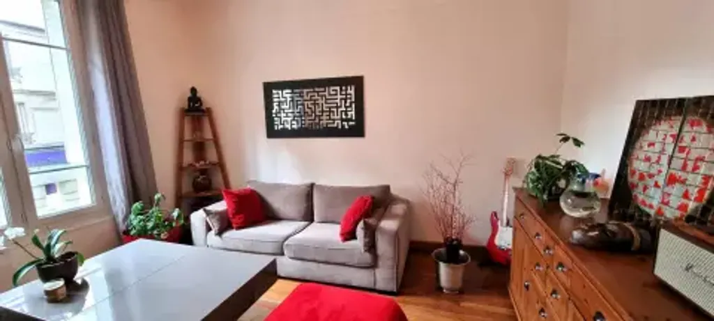 Achat appartement à vendre 2 pièces 42 m² - Saint-Maur-des-Fossés