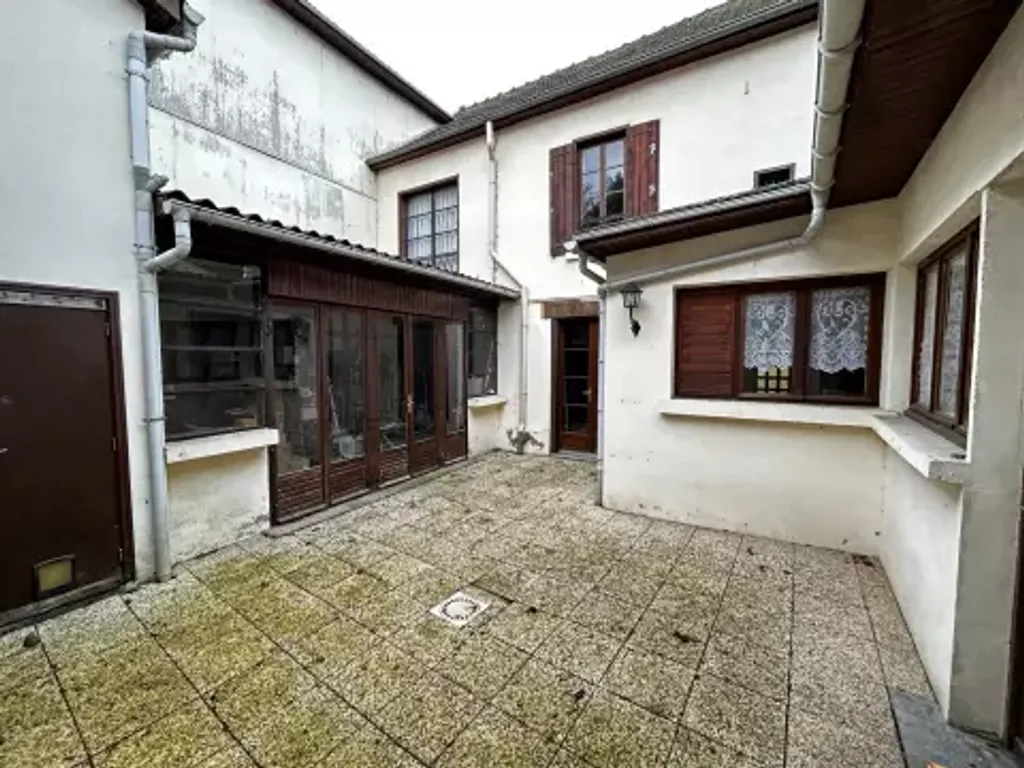 Achat maison à vendre 4 chambres 156 m² - Conty