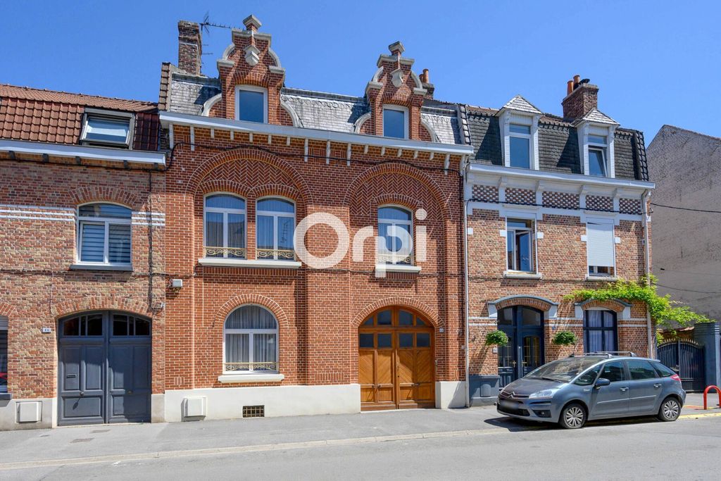 Achat maison à vendre 5 chambres 204 m² - Merville