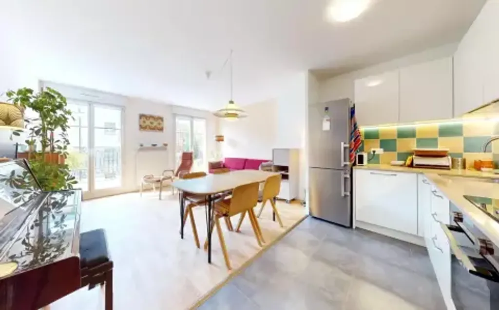 Achat appartement à vendre 4 pièces 75 m² - La Garenne-Colombes