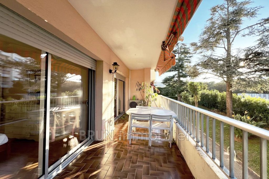 Achat appartement à vendre 3 pièces 62 m² - Antibes