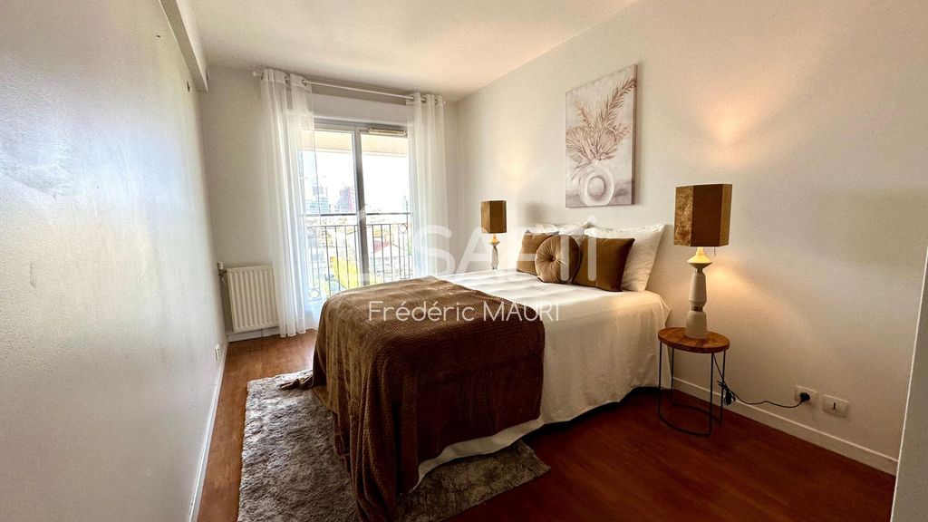 Achat appartement 4 pièce(s) Courbevoie