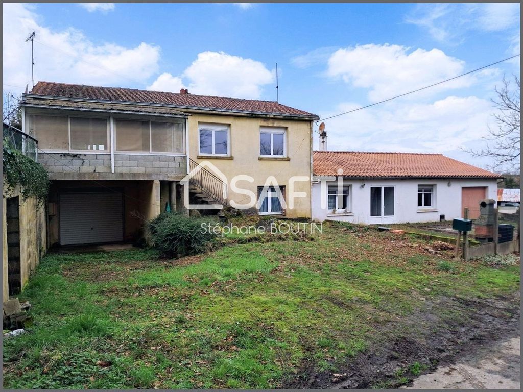 Achat maison à vendre 6 chambres 200 m² - Sainte-Hermine